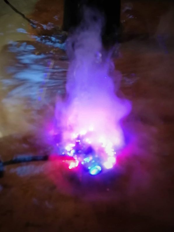Nebler mit steuerbaren LED-Wechsellicht inkl. Indoor-Trafo