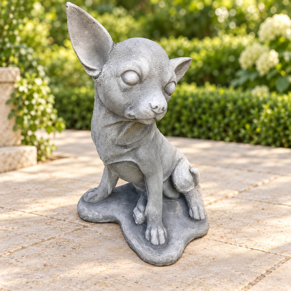 Art Decor Produktbild final 2026-09-24 | G392 | Steinguss-Figur Chihuahua
